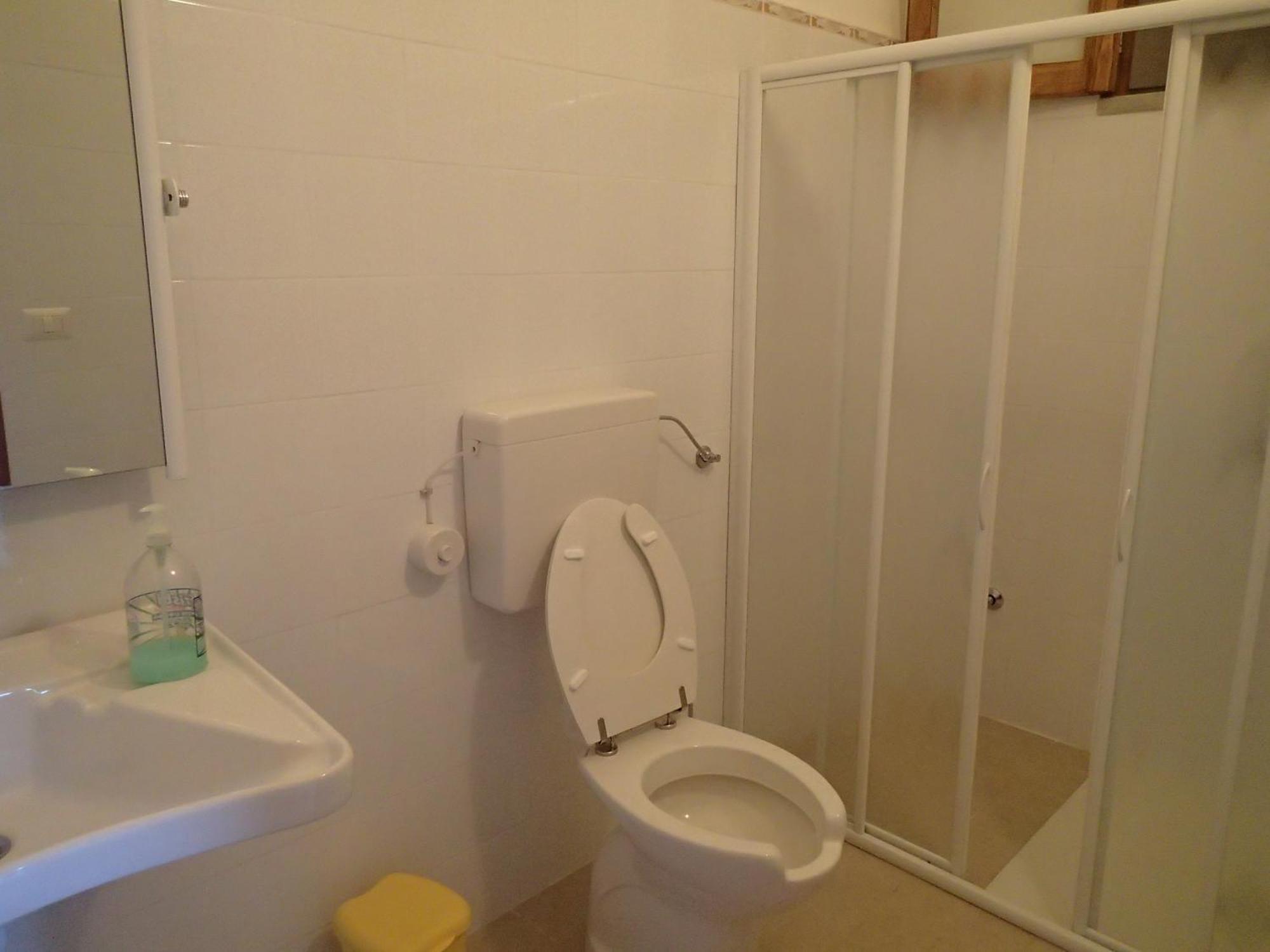 Hostal Patitiri Santa Teresa Di Riva Habitación foto